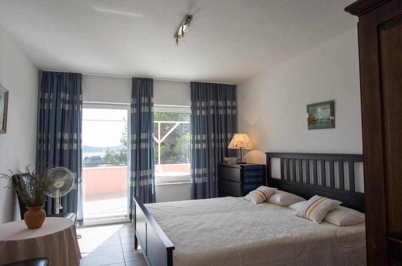 Milica Garden Apartment Prvic Sepurine Exterior photo